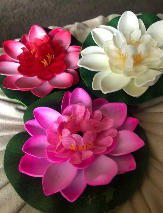 Flloare de lotus artificial
