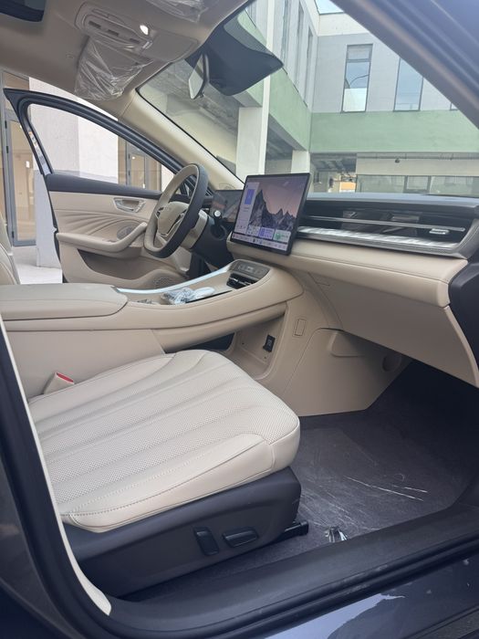 Roewe m7 premier