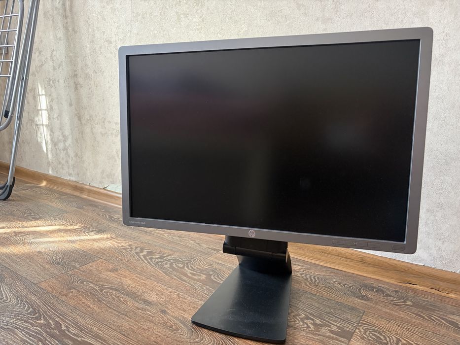 Монитор HP E241i