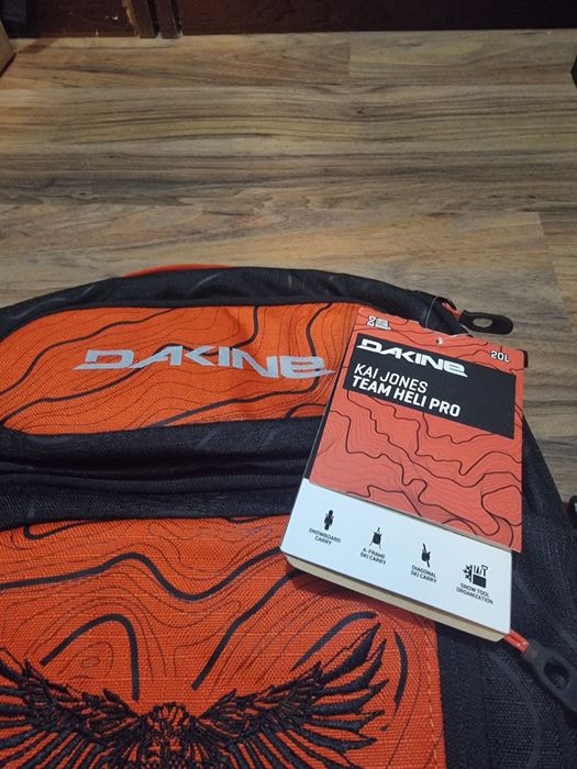 Ски и сноуборд раница Dakine Heli Pro 20L