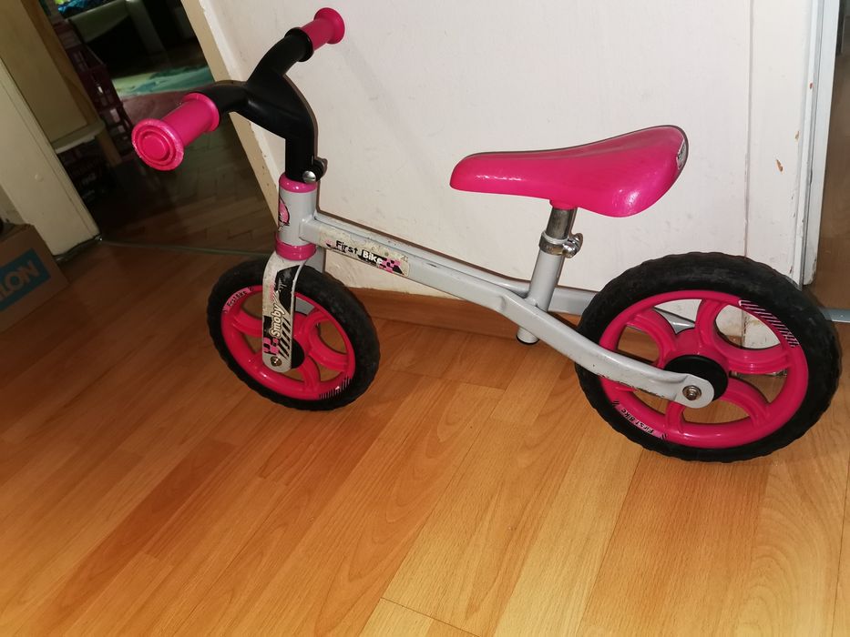 Продавам балансово колело