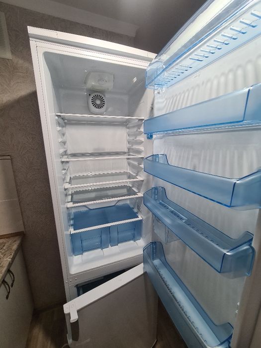 Холодильник  б/у