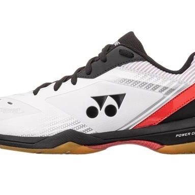 Топовые кроссовки для бадминтона Yonex. Размеры есть.  Доставка.