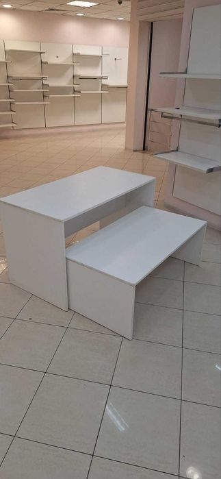 Обзавеждане за магазин