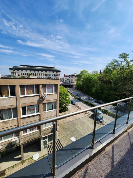 Дава се под наем Офис в Асеновград - 35 кв.м за 153 € - Снимка #6