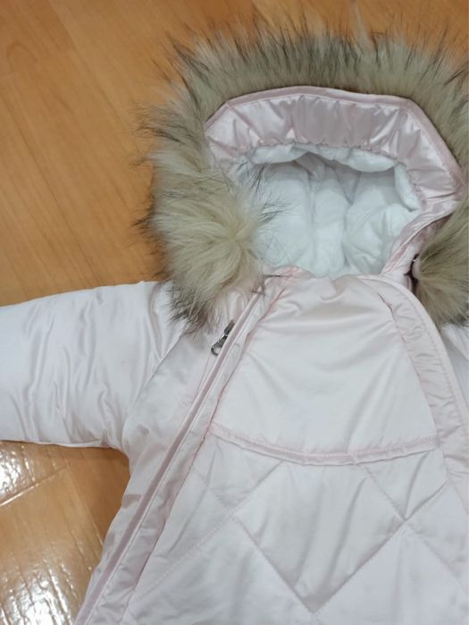 Хороший,теплый конверт-комбинезон для девочки!