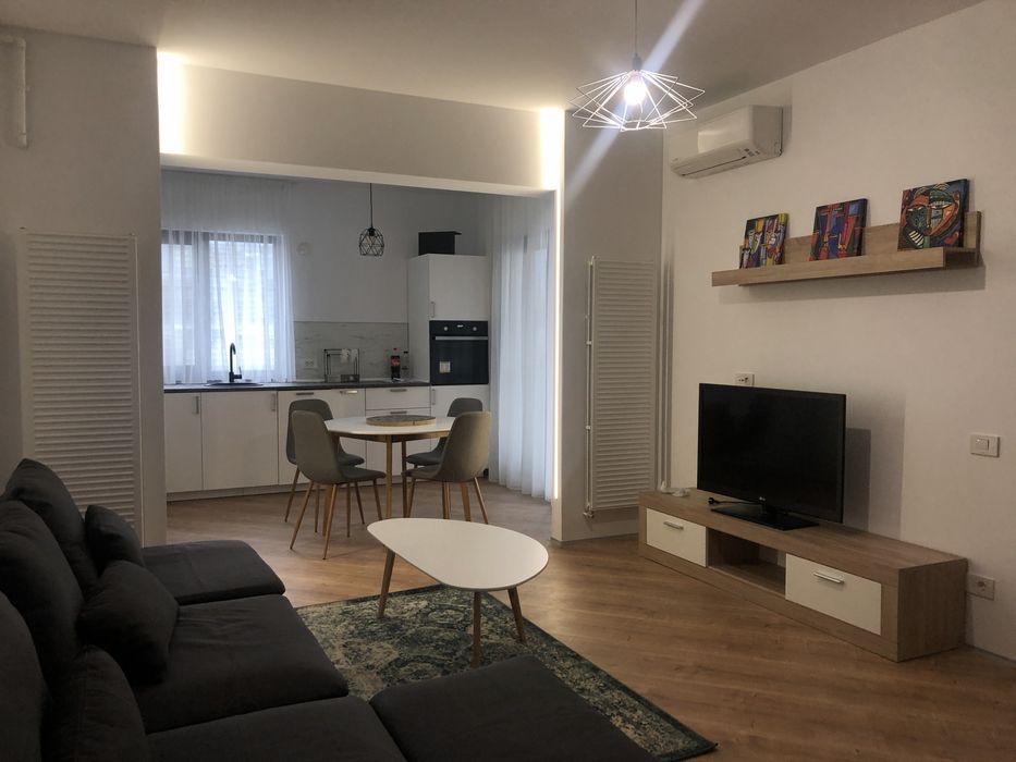 Inchiriez apartament 3 camere Complex 4City complet mobilat