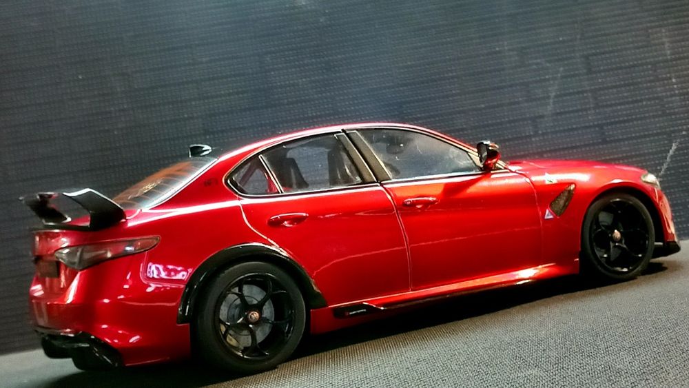 Солидо Алфа Ромео Гтам  1/18