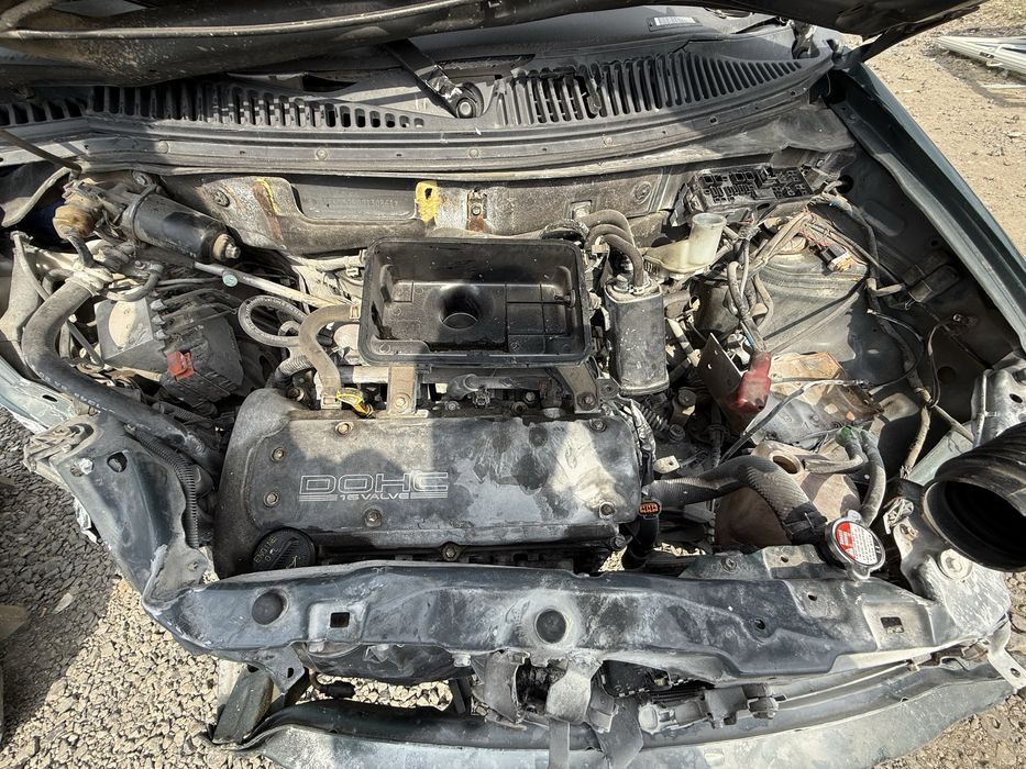 Сузуки Игнис 1,3 бензин 2003г. на части.