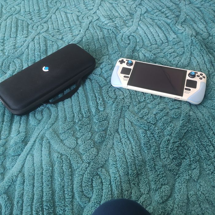 Продается Steam deck oled 512