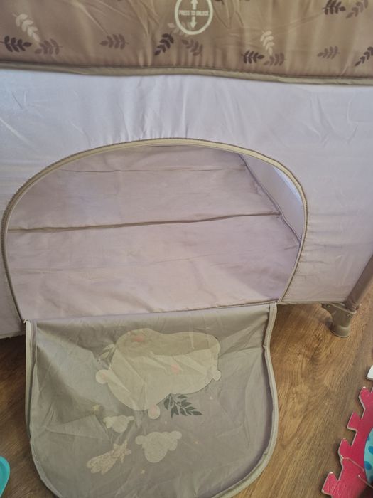 Продавам кошара Lorelli