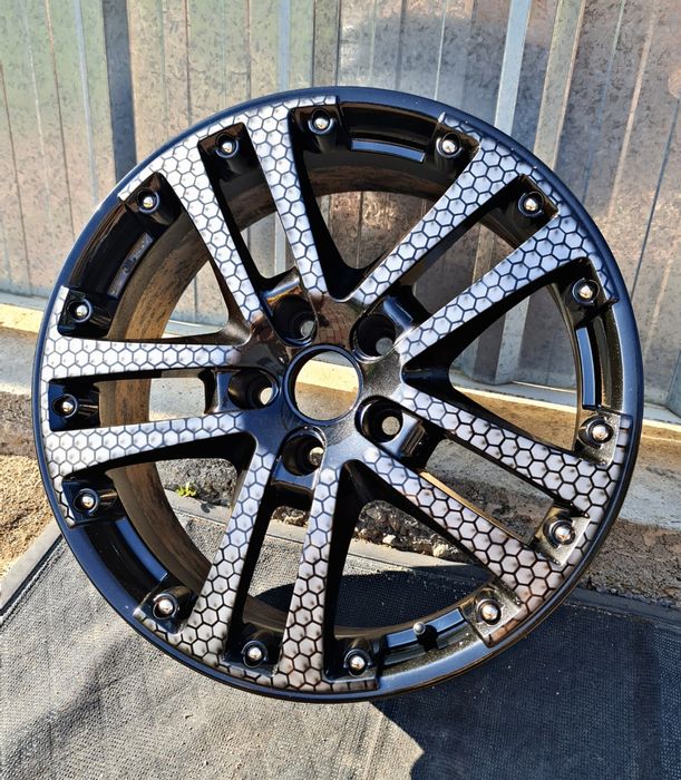 Титанки R17, 5x112 комплект