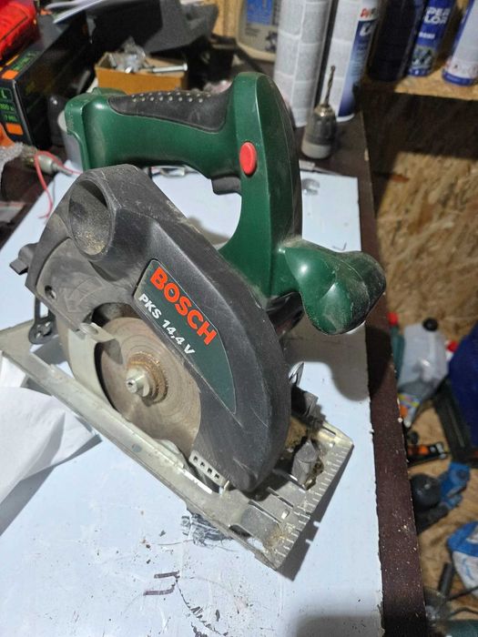 circular de mana cu acumulator bosch pks 14,4v
