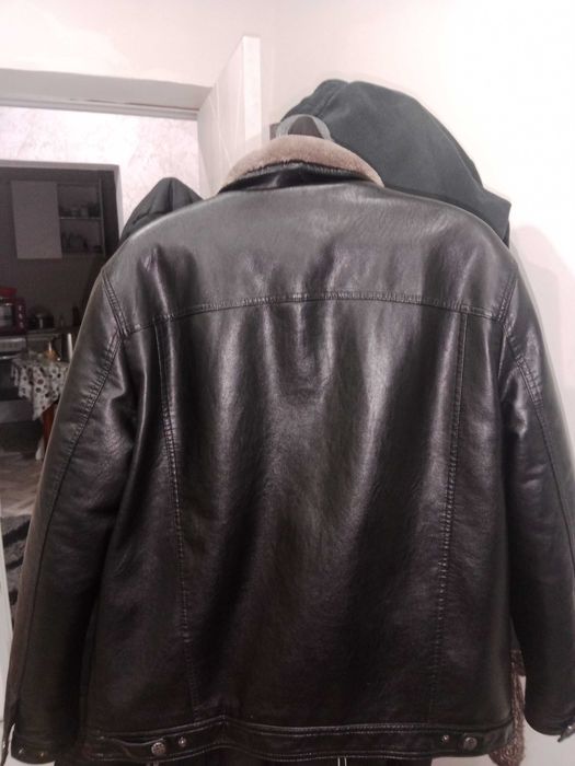 Кожаная куртка зимняя