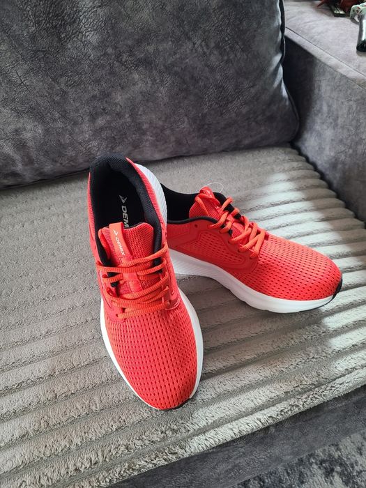 Кросовки Демикс 42 размер новые