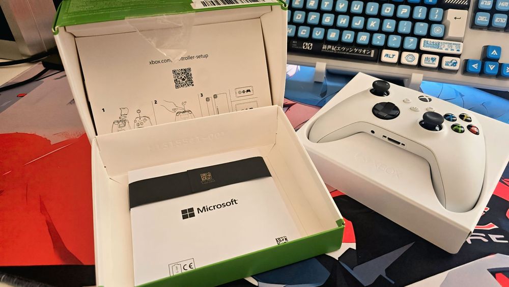 НОВ Xbox Controller Robot White