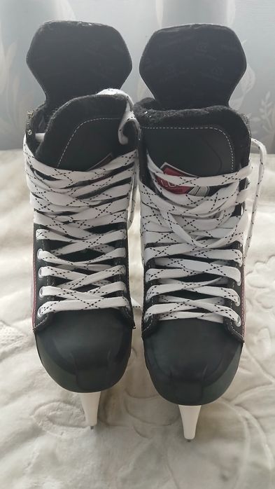 Продам коньки profy LUX 3000