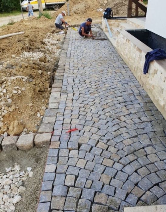 Piatra cubica de vânzare soluția completa cu montaj