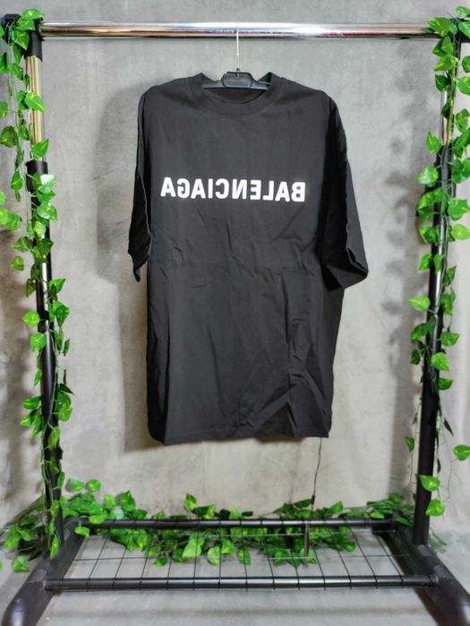 Tricou Balenciaga marimea M