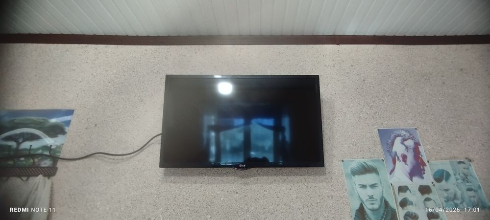LG  32 lik, smart emas