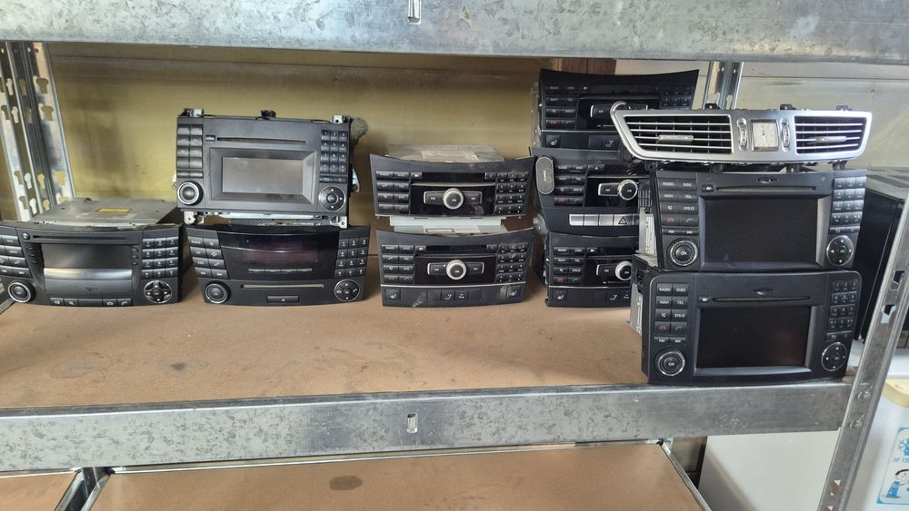 Мулти медии за Мерцедес