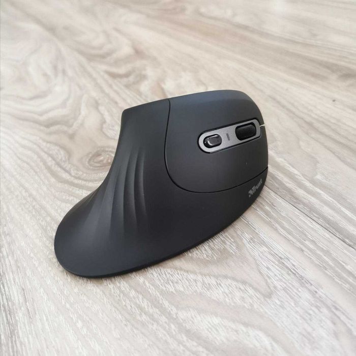 Ергономична оптична мишка Trust Verro