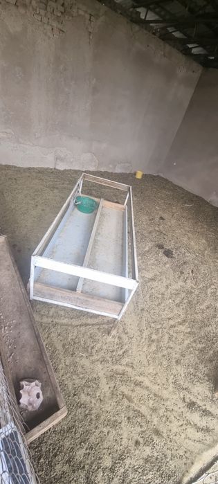 Продам Кормушку для СКОТИНЫ