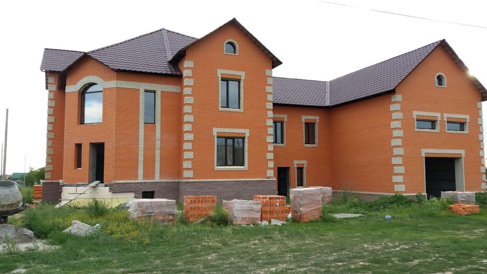 Продам дом коттедж 590кв.м.