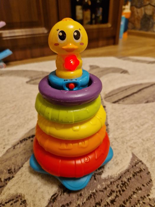 Lot jucarii copii mici de lemn + unul de plastic Montessori