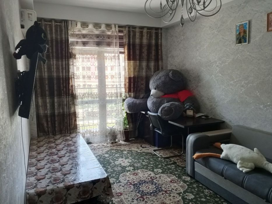 1хонали квартира 3 этаж  срочно сотилади кредити бор