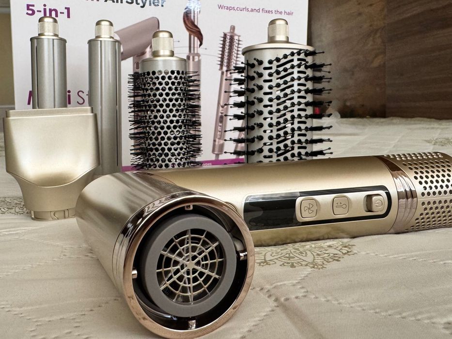 Мултистайлър 5 в 1 с Автоматично Къдрене Дисплей Йонизация Airwrap тип Dyson Сешоар Маша