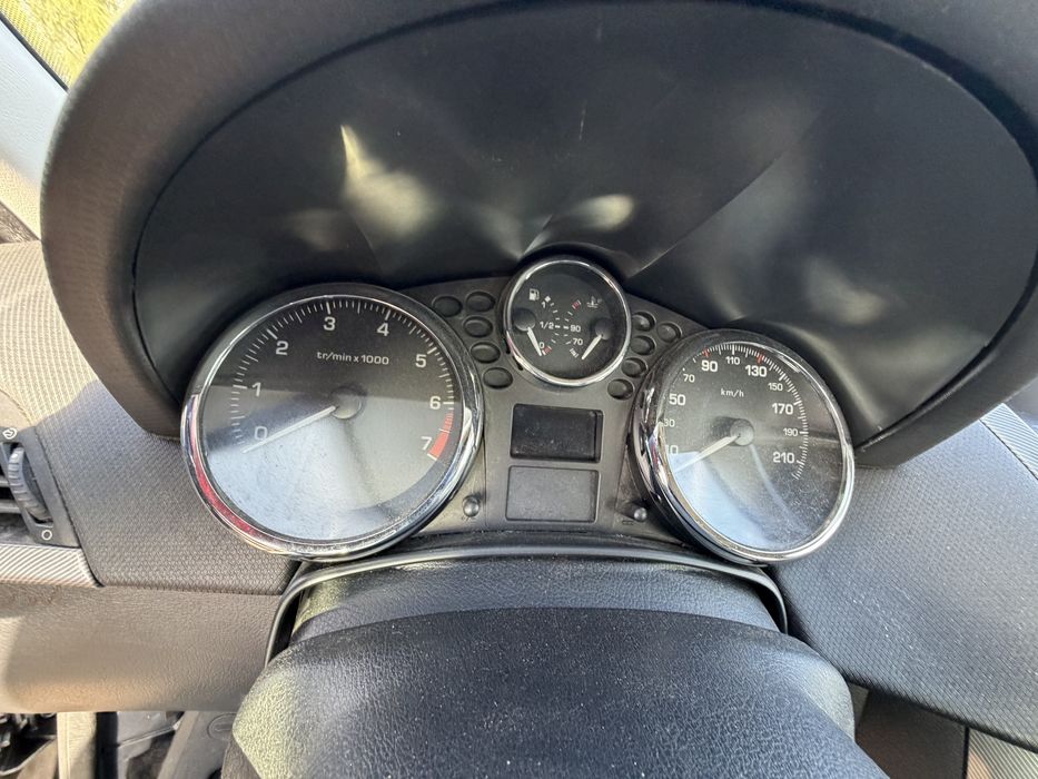 Pejo 207 1.4 88hp 2007g ma hasti