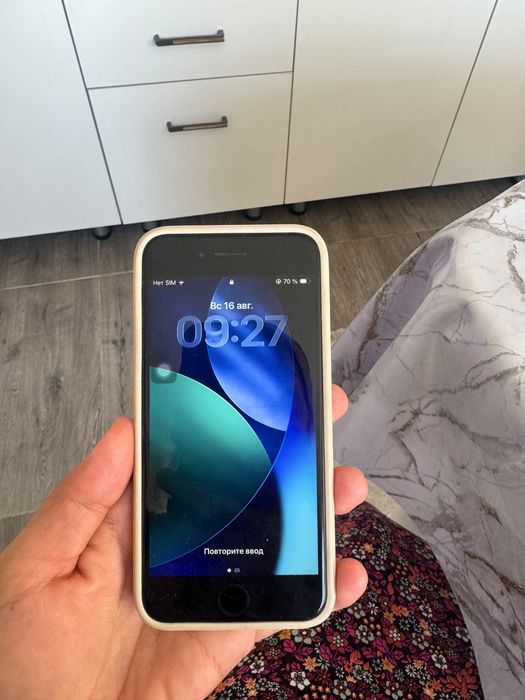 Iphone Se 64гб сатылады!