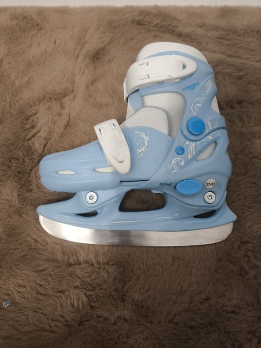 Продаю коньки в среднем состоянии