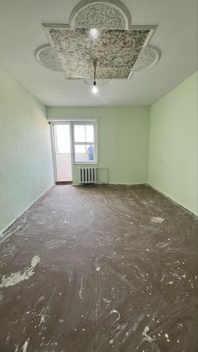 1xona 260mlnga srochna sotiladi