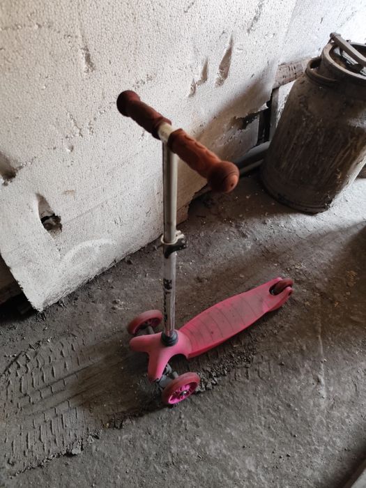 Продам самокат детский