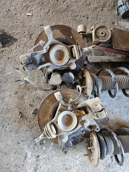 Fuzeta stanga dreapta Ford Transit 2.4 E3