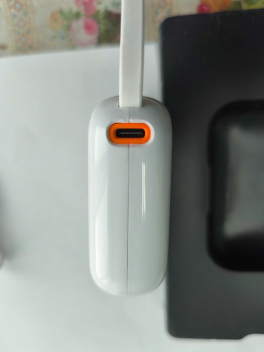 Baterie externa - power bank 10000 mAh 66 W