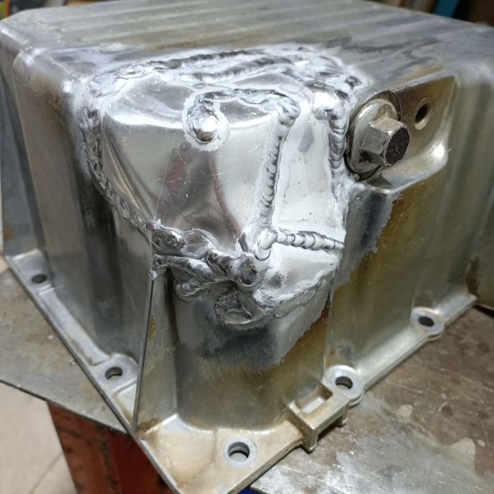 Ремонт  масляных поддонов