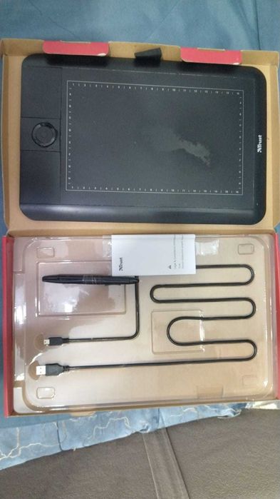 Широкоформатный графический планшет Trust