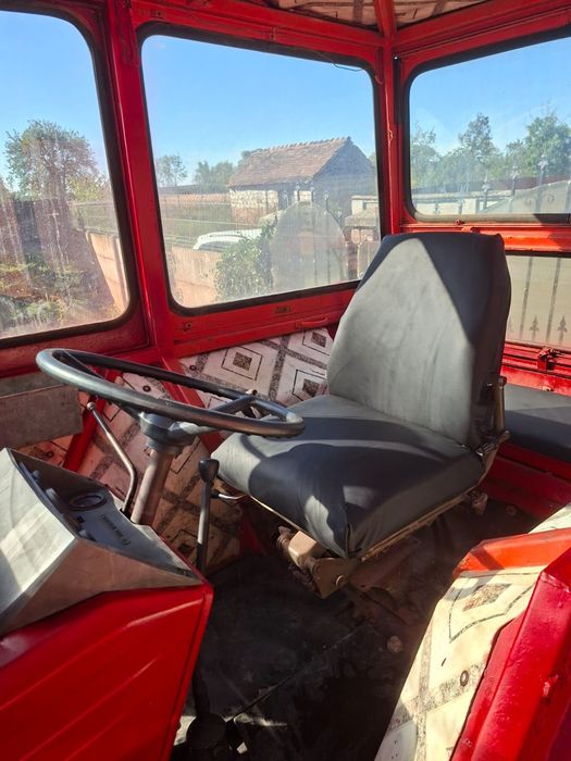 Vând tractor u650 in stare foarte bună + plug