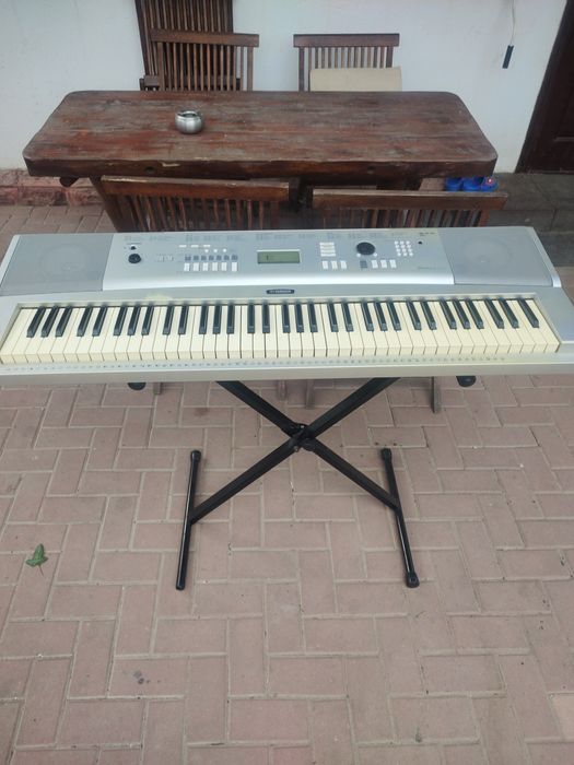 Orga yamaha electronică