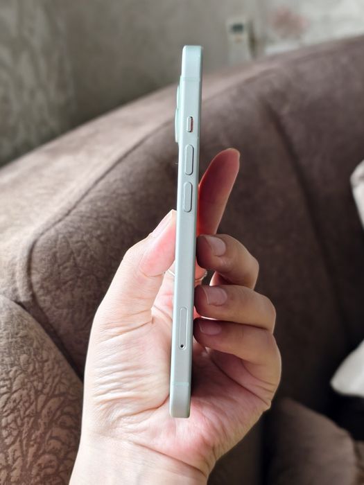 iPhone 15 Green 128GB