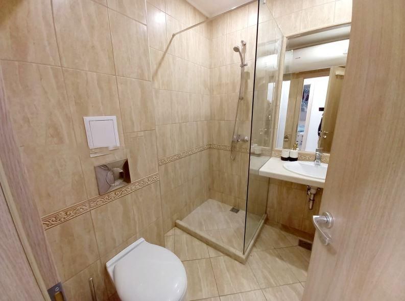 Дава се под наем Двустаен апартамент в Варна, Аспарухово - 67 кв.м за 700 € - Снимка #9