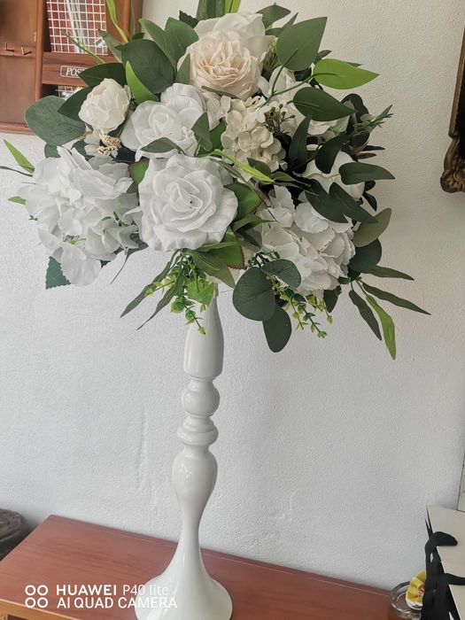 Buchet ornament masa