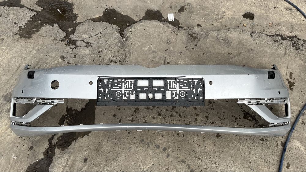 4 броя предна броня VW Golf 7 (2012-2017)