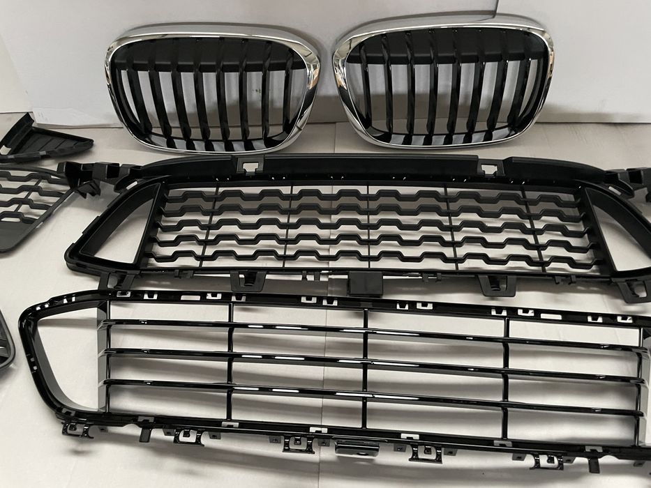 Grila grile BMW X1 F48 bara nara ornament