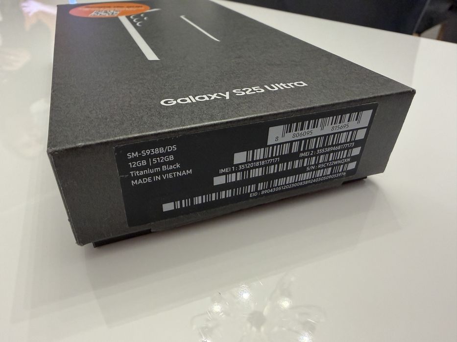 Samsung S25 Ultra / 512 GB 12 RAM / 20 Cicluri Incarcare / Garantie