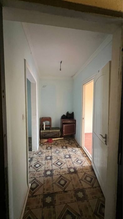 Продаётся 2-комнатная квартира в Чарваке