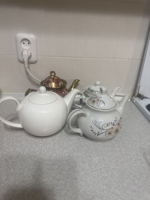 Продам чайники по 1000